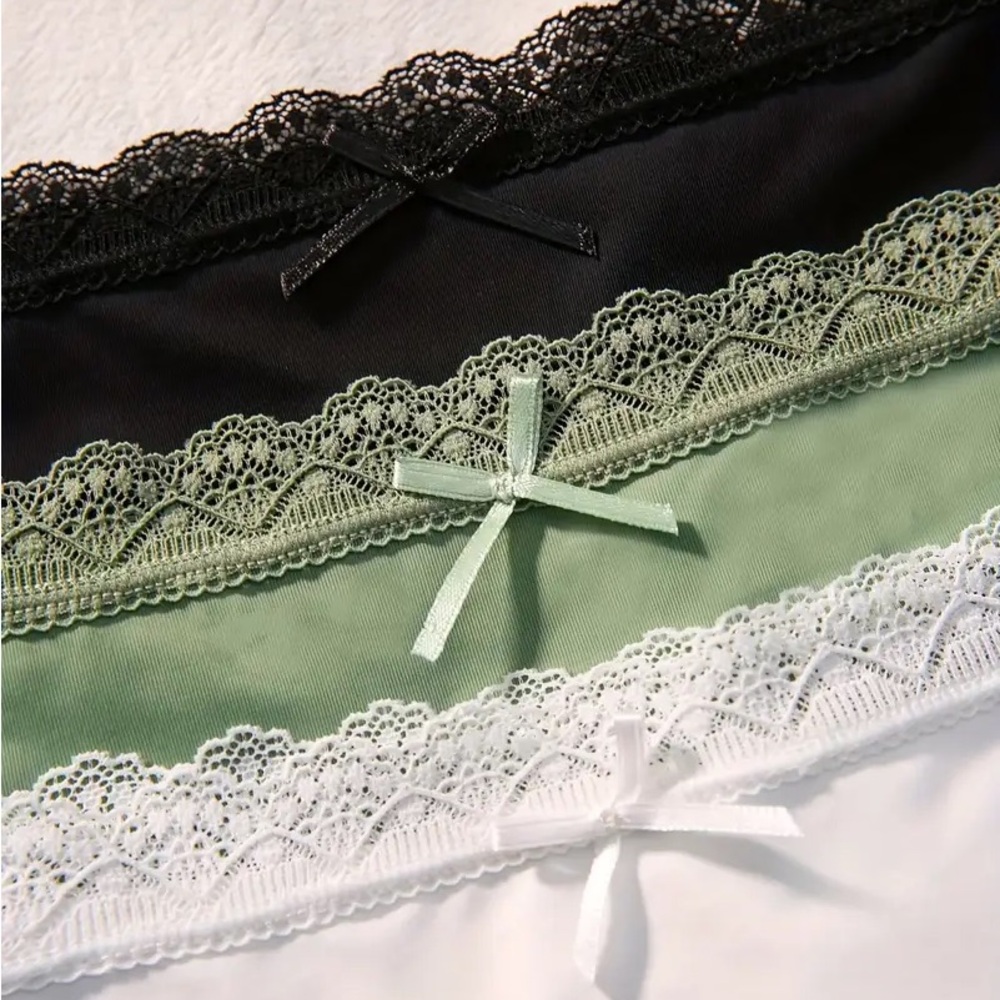 SHEIN Black and Green and White 3pack Lace Trim Panties